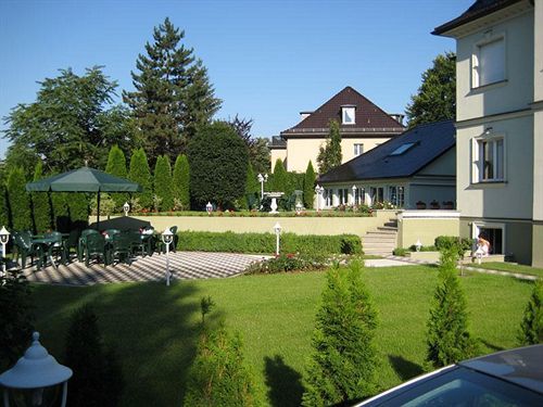 Pensión Am Waldschloesschen Dresde